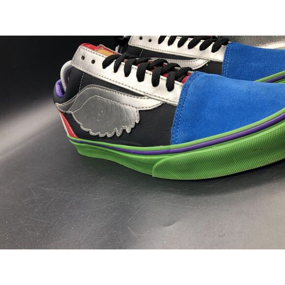 Vans Off The Wall Men\'s X Marvel Old Skool Shoes - Avengers Multi main image 7